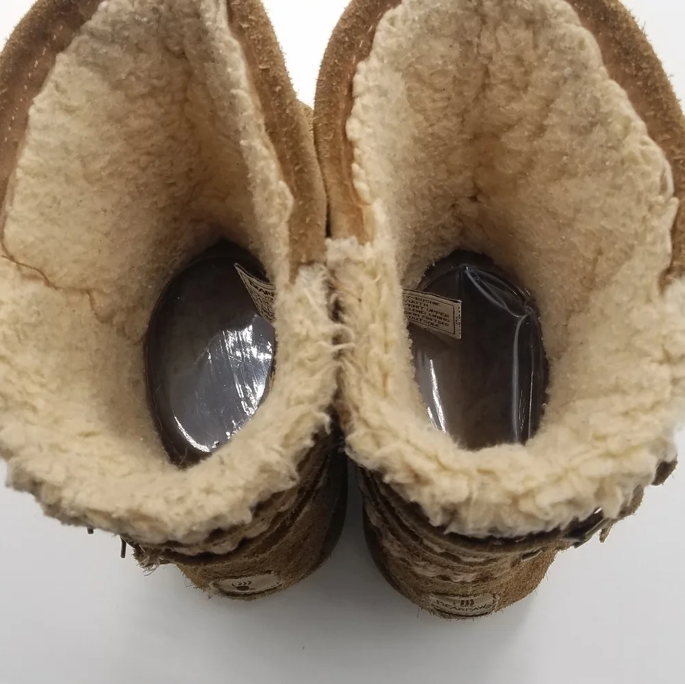 BearPaw Boshie Suede Wool Sheepskin Lining Sherpa 2Y Youth